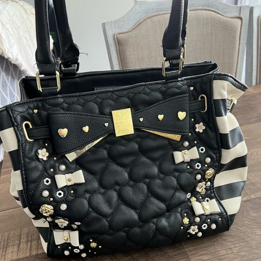 Betsy Johnson quilted tote with dust bag
